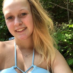 Meet your Posher, Aylanna